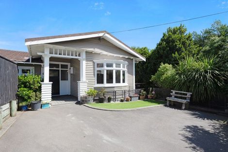 Photo of property in 225a Karori Road, Karori, Wellington, 6012