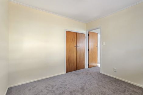 Photo of property in 1/8 Westward Ho, Glen Eden, Auckland, 0602