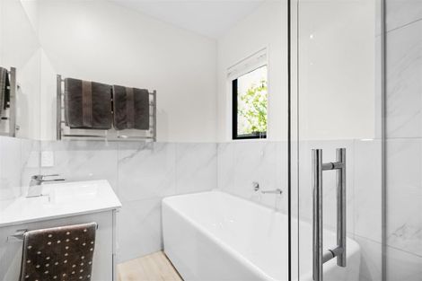 Photo of property in 1/17b Cracroft Terrace, Cashmere, Christchurch, 8022