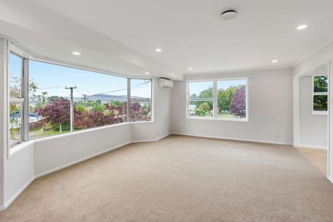 Photo of property in 9 Teal Place, Selwyn Heights, Rotorua, 3015