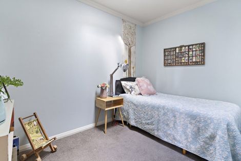 Photo of property in 6 Humphries Street, Greytown, 5712