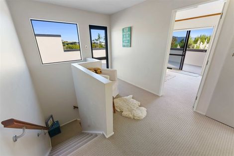 Photo of property in 4 Flaxmere Street, Waikanae Beach, Waikanae, 5036