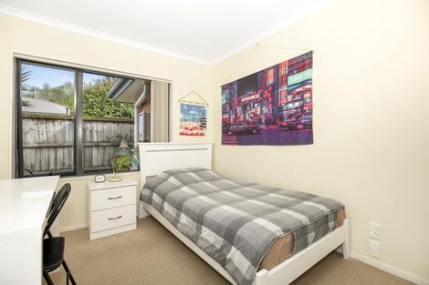 Photo of property in 30 Blackwood Drive, Wattle Downs, Auckland, 2103