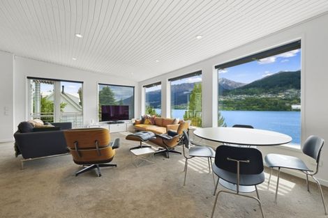 Photo of property in 3 Lewis Road, Kelvin Heights, Queenstown, 9300