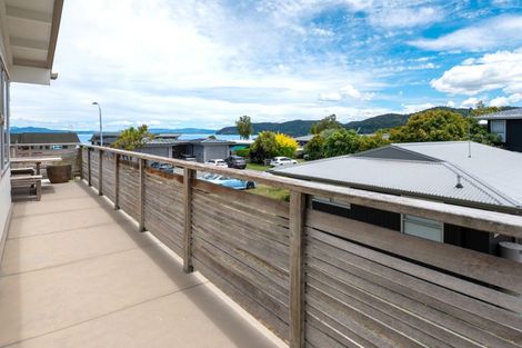 Photo of property in 11 Nisbet Terrace, Kinloch, Taupo, 3377