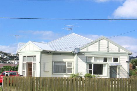 Photo of property in 16 Stone Street, Miramar, Wellington, 6022