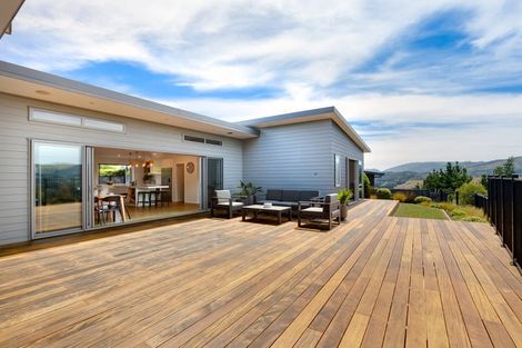 Photo of property in 136 Endeavour Drive, Whitby, Porirua, 5024