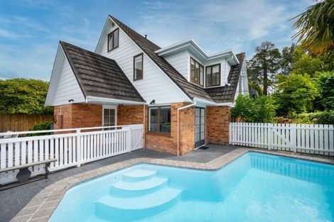 Photo of property in 609 Roberts Street, Hastings, 4122