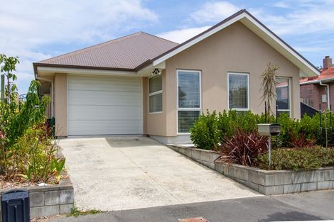 Photo of property in 22 Bickerton Street, Wainoni, Christchurch, 8061