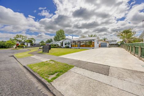 Photo of property in 9 Willow Grove, Waipukurau, 4200