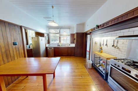 Photo of property in Arlesford House, 202 State Highway 3, Westmere, Whanganui, 4574