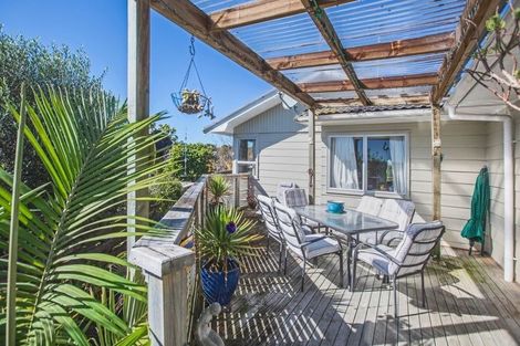 Photo of property in 6 Udall Place, Bucklands Beach, Auckland, 2014