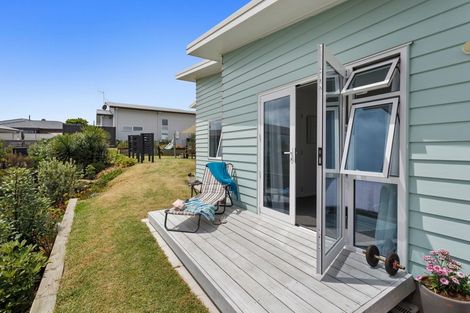 Photo of property in 32a Ohuirehe Road, Coastlands, Whakatane, 3120