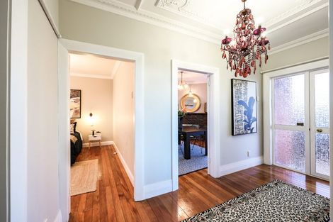 Photo of property in 90 Middleton Road, Kew, Dunedin, 9012