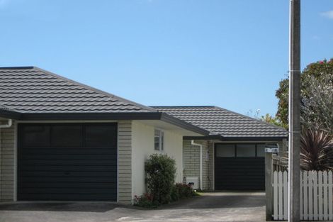 Photo of property in 1/46 Dorset Avenue, Westown, New Plymouth, 4310