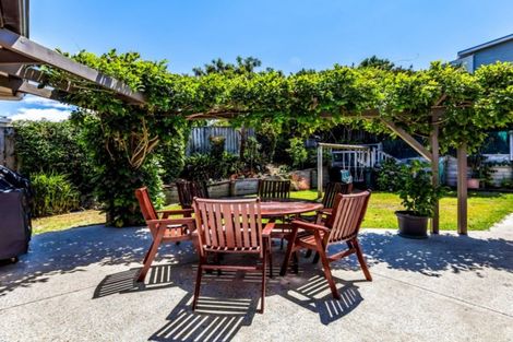 Photo of property in 6 Gerontius Lane, Snells Beach, 0920