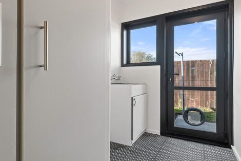 Photo of property in 47b Solomon Avenue, Redwood, Christchurch, 8051