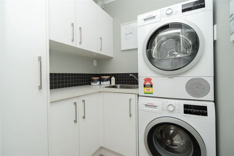 Photo of property in 26 Cecil Street, St Andrews, Hamilton, 3200