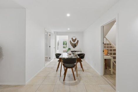 Photo of property in 10 Etherege Place, Howick, Auckland, 2014