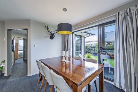 Photo of property in 17 Old Red Barn Road, Halswell, Christchurch, 8025