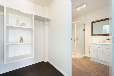 Photo of property in 21 Fairfax Crescent, Pyes Pa, Tauranga, 3112