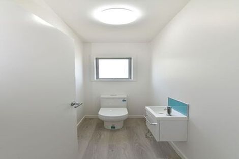 Photo of property in 35a Gledstane Road, Stanmore Bay, Whangaparaoa, 0932