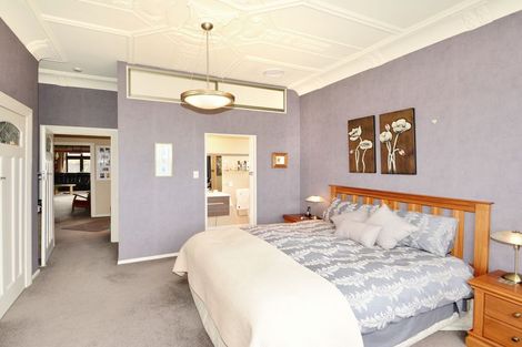 Photo of property in 2 Hargest Crescent, Saint Kilda, Dunedin, 9012