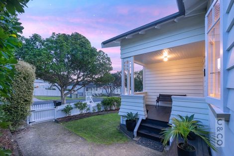 Photo of property in 8 Puriri Street, Helensville, 0800