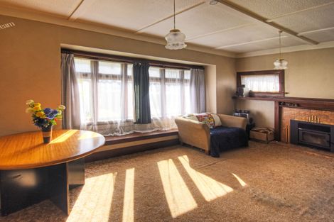 Photo of property in 12 Albert Street, Masterton, 5810