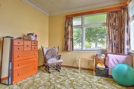 Photo of property in 13 Hunter Street, Edendale, 9825