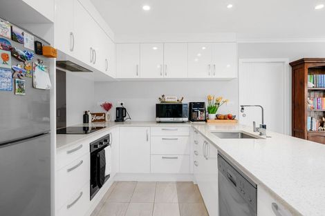 Photo of property in 3/11 Crosher Place, Silverdale, Hamilton, 3216