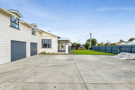 Photo of property in 16 Dixon Avenue, Hawera, 4610