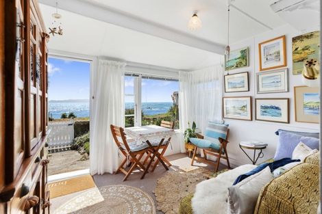 Photo of property in 8 Ocean Parade, Pukerua Bay, 5026