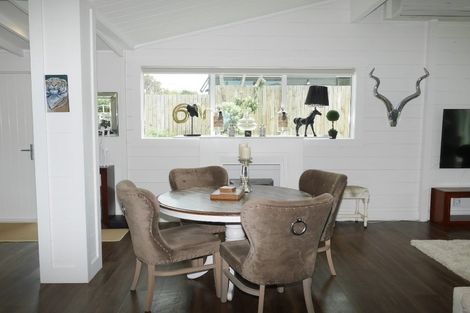 Photo of property in 46 Ngapaki Street, Waikanae Beach, Waikanae, 5036