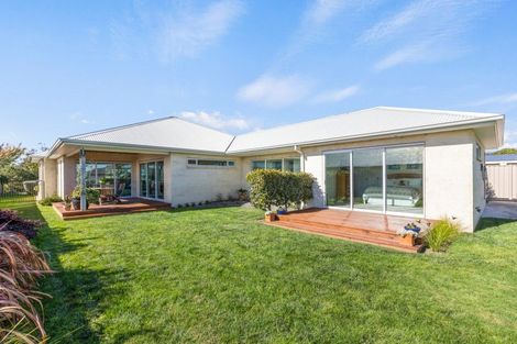 Photo of property in 111 Arataki Road, Havelock North, 4130