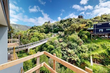Photo of property in 12 Jacobsen Lane, Ngaio, Wellington, 6035