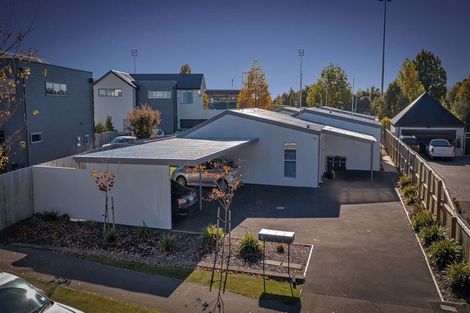 Photo of property in 76 Trafalgar Street, St Albans, Christchurch, 8014