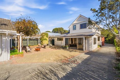 Photo of property in 5 Puriri Street, Woburn, Lower Hutt, 5010