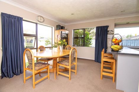 Photo of property in 115 Amberley Avenue, Highbury, Palmerston North, 4412