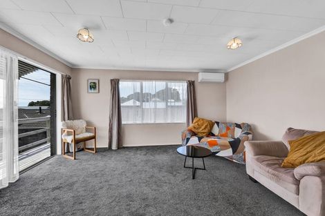 Photo of property in 43b Fulford Street, New Plymouth, 4310