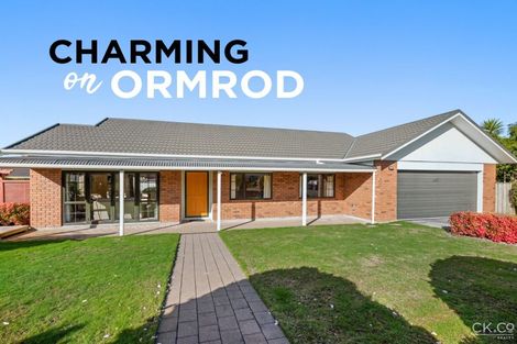 Photo of property in 11 Ormrod Grove, Riverstone Terraces, Upper Hutt, 5018