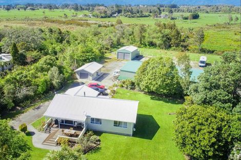 Photo of property in 3 Mcintyre Road, Carters Beach, Westport, 7892