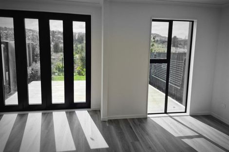 Photo of property in 21 Waikaha Street, Pokeno, 2472