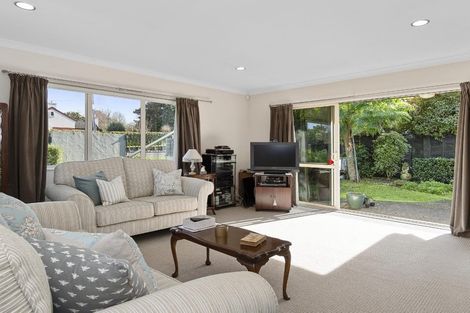 Photo of property in 1 Inverness Drive, Pyes Pa, Tauranga, 3112