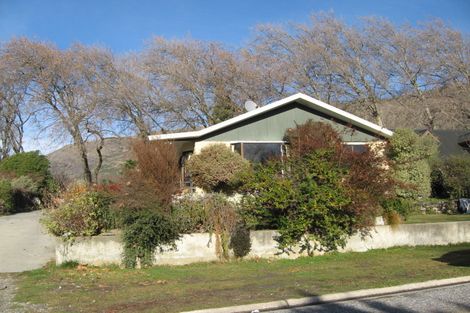 Photo of property in 19b Heuchan Lane, Wanaka, 9305
