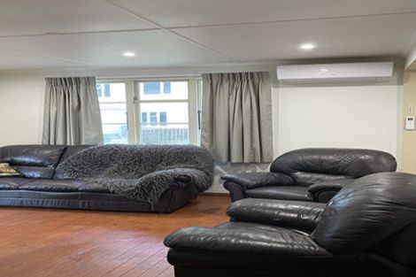 Photo of property in 12 Greer Crescent, Tawa, Wellington, 5028