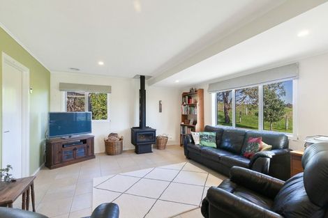 Photo of property in 115 Marriages Road, Tasman, Upper Moutere, 7173