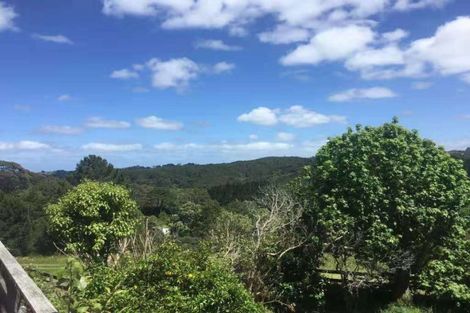Photo of property in 296 Paremoremo Road, Paremoremo, Auckland, 0632