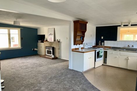 Photo of property in 23 Wharfe Street, South Hill, Oamaru, 9400