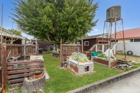 Photo of property in 8 George Street, Pleasant Point, 7903